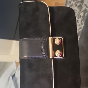 Louis vuitton clutch